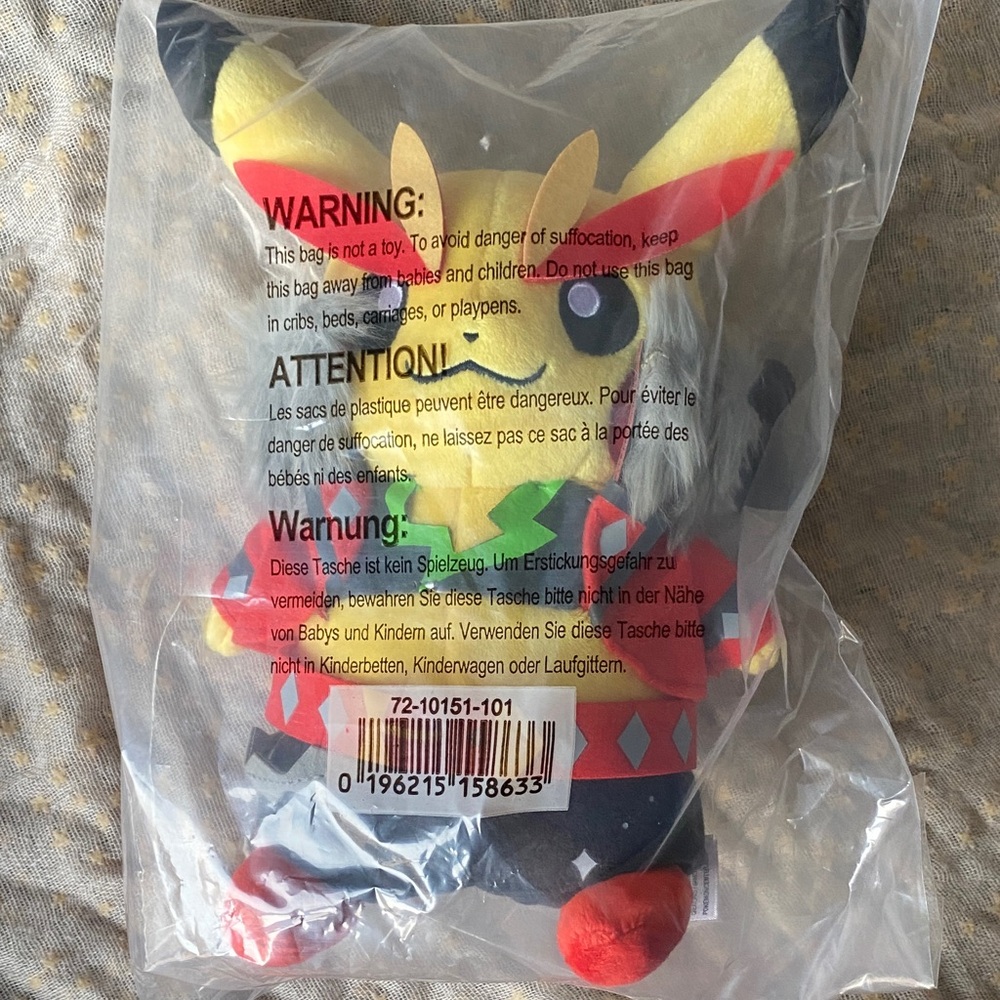 Pokémon Center Pikachu Rock Star Plush